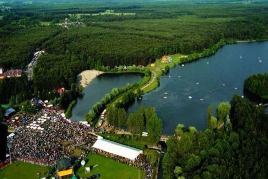 ホテル Wawrzkowizna Rząsawa エクステリア 写真