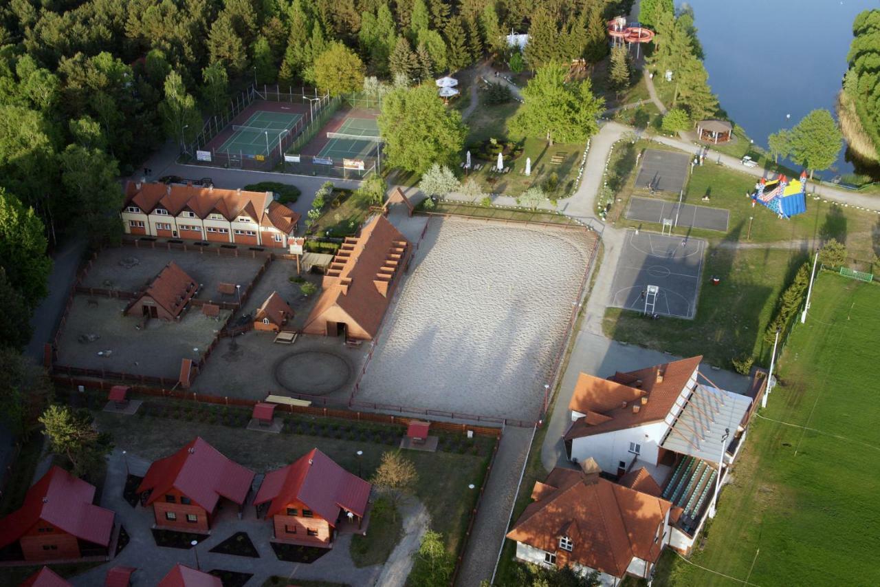 ホテル Wawrzkowizna Rząsawa エクステリア 写真